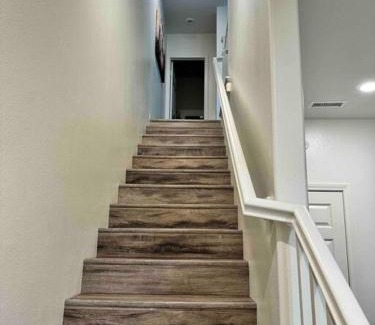 Downey House | 3 Bedroom Townhome with Large Living Area