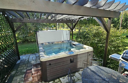 Ellicottville House | 3 Bedroom Townhouse with Hot Tub