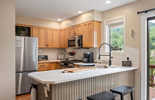 Ellicottville House | 3 Bedroom Townhouse Across from HoliMont