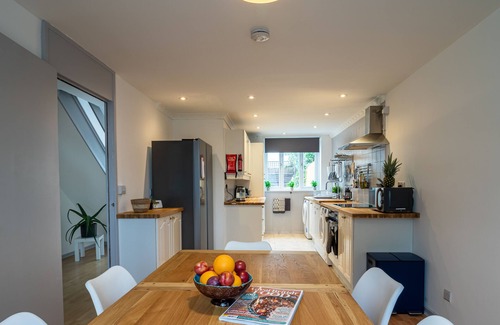 Chaucer House | 3-bedroom townhouse with office space in London - 7 min from London Bridge