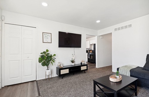 Warren House | 3 Bedroom Urban Retreat close to Downtown