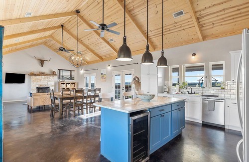 Alpine House | 3-bedroom vacation home near Sul Ross State University