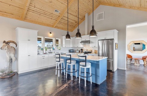 Alpine House | 3-bedroom vacation home near Sul Ross State University