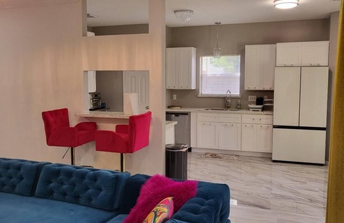 Barker House | 3-bedroom vacation home 13 minutes from Willowbrook Mall
