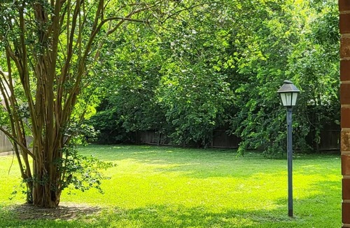 Barker House | 3-bedroom vacation home 13 minutes from Willowbrook Mall
