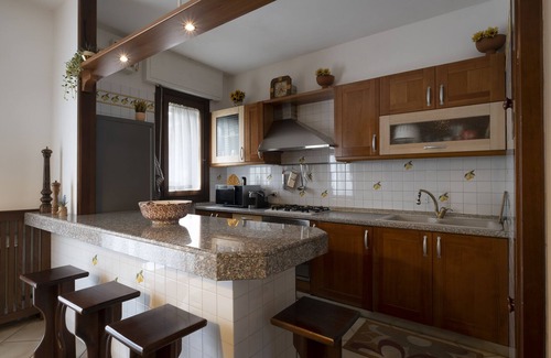 Selvazzano Dentro Villa | 3 Bedroom Villa in Selvazzano Dentro