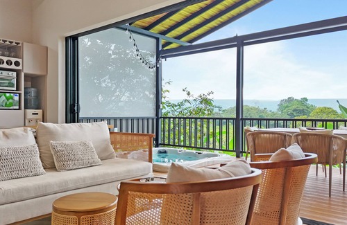 Monterrey Villa | 3-Bedroom Villa in charming La Fortuna with AC, WiFi. Relax and unwind