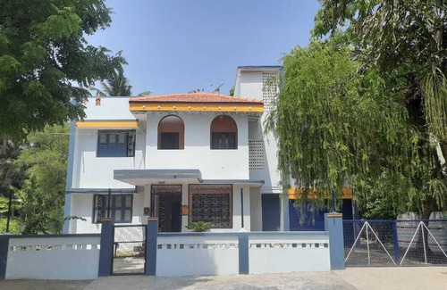 Chidambaram Villa | 3-bedroom villa in Chidambaram with AC, WiFi. Enjoy stay in natural Garden.