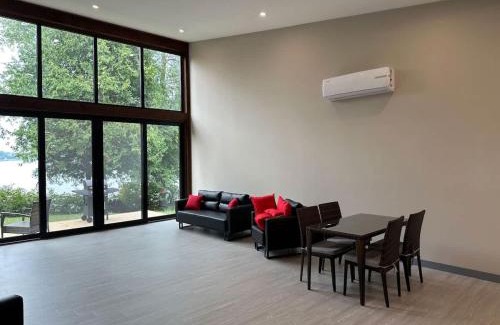 Lakefield House | 3-bedroom Villa in Lakefield #17