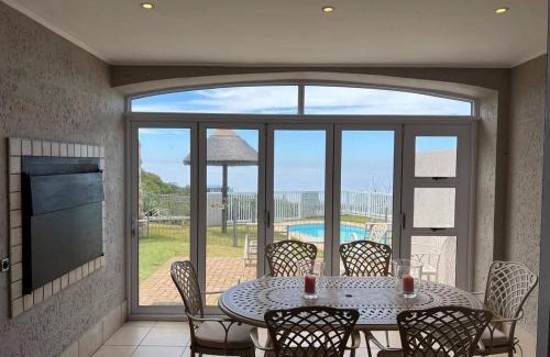 Mossel Bay Apartment | 3 Bedroom Villa in Pinnacle Point Estate
