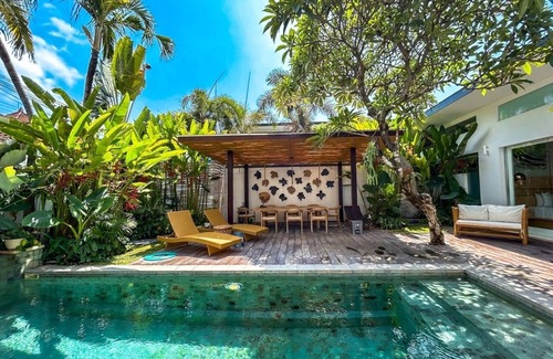 Sanur Villa | 3-Bedroom Villa in Sanur Area with Connecting room