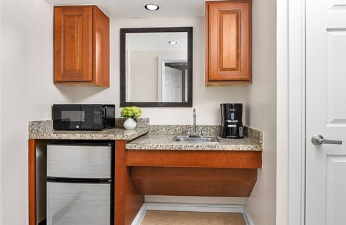 Williamsburg Resort | 3 Bedroom Villa, Sleeps 12, Kitchen, Theme Parks, Golf, Marriott Grande Vista!