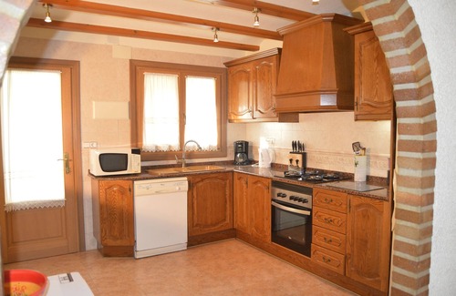 Tarraula Villa | 3 Bedroom Villa with air conditioning and large swimming pool