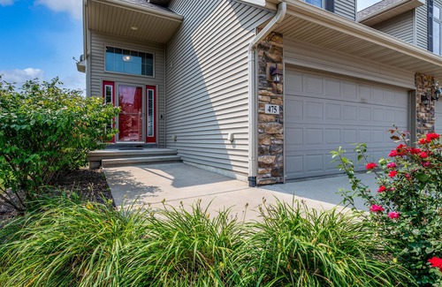 Wickham House | 3 Bedroom w/King Suite - Home away from home!