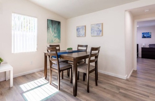 Bonita House | 3 Bedrooms, 2 Bath, Free Parking, Wifi, & Back Yard