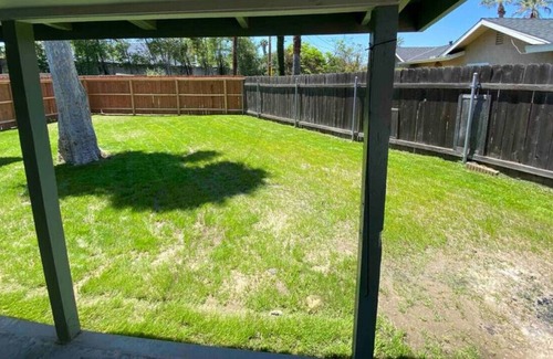 Bonita House | 3 Bedrooms, 2 Bath, Free Parking, Wifi, & Back Yard