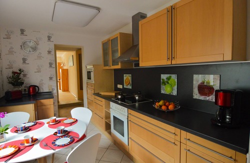 Vehra House | 3 bedrooms, 2 bathrooms, spacious living room, WiFi, quiet location, modern, stylish,