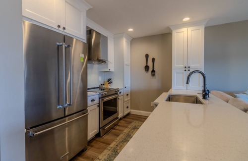 Elk Rapids House | 3 bedrooms, 2 bathrooms located on Elk Lake for up to 8 guests