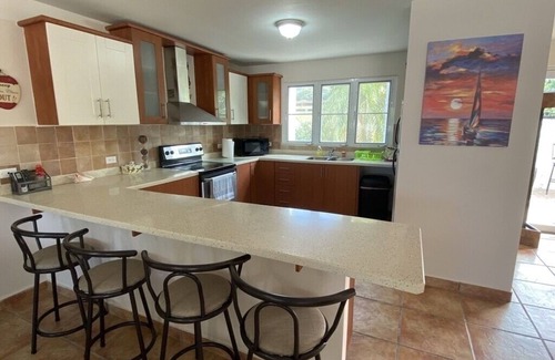 Cabezas Apartment | 3 bedrooms, 2 bathrooms, Sleeps 6.