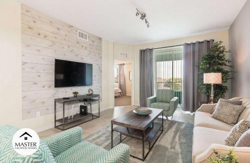 Bay Lake Apartment | 3 Bedrooms 2 Bathrooms Storey Lake 4751-308 Ct