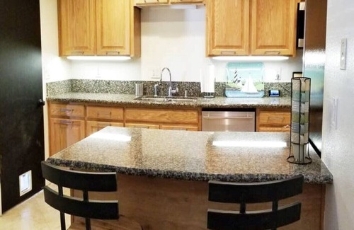 Quartz Hill House | 3 Bedrooms- 2 Baths- 2 Car Garage