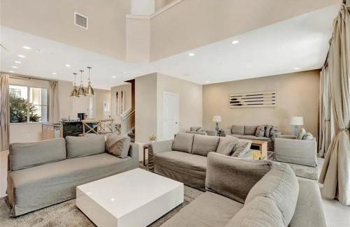 Florida Central Atlantic Coast House | 3 Bedrooms 35 Bathrooms Magic Village 3155Pl