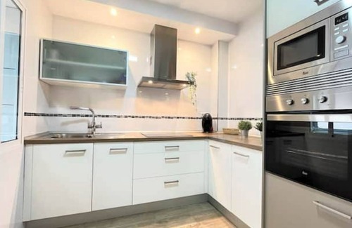 El Palmar Apartment | 3 Bedrooms, Air Conditioning, near Hospital Arrixaca