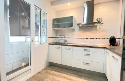El Palmar Apartment | 3 Bedrooms, Air Conditioning, near Hospital Arrixaca