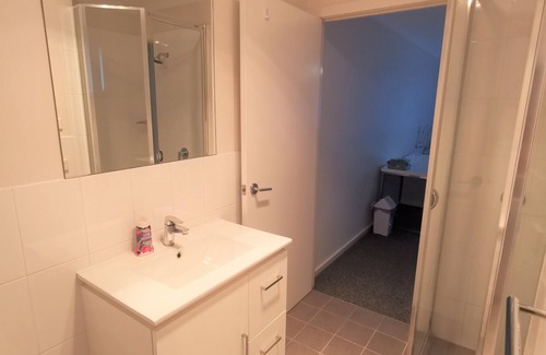 Shortland House | 3-Bedrooms all with attached bath townhouse in Shortland