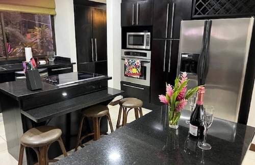 Camaronal House | 3 Bedrooms and Private Pool in a Bird Watcher's Paradise!