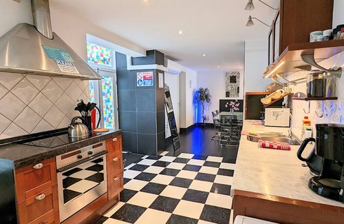 Binnenstad Apartment | 3 Bedrooms Apartment in Amsterdam City Center