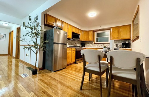Altoona House | 3 bedrooms cozy ranch house