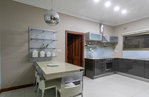Lusaka Villa | 3 bedrooms exclusive villa in Mass Media