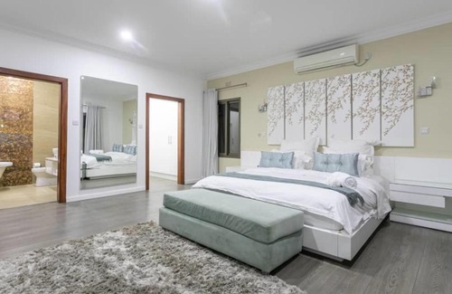 Lusaka Villa | 3 bedrooms exclusive villa in Mass Media