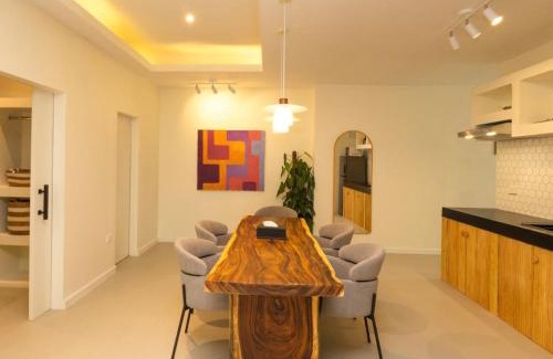 Thung Maha Mek Apartment | 3 Bedrooms for 5 Guests in the Heart of Sathorn