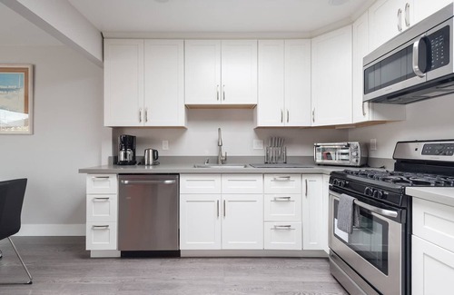 Daly City House | 3-Bedrooms house bordering from SF & SFO