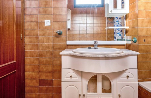 Cornago House | 3 bedrooms in Cornago