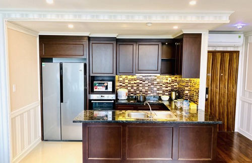 Phuong 6 Apartment | 3 Bedrooms Luxury Apartment, Skyline Pool,1 km from Ben Thanh Market