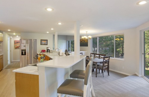 Roche Harbor House | 3 Bedrooms with Hot Tub! (Woodhaven)