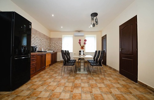 Kirald Apartment | 3 bedrooms with separate bathrooms, Wellness area with Solarium and Jacuzzi