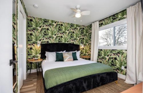 Hillsboro Village Apartment | 3 Beds Condo WALK to Hillsboro Village, Belmont