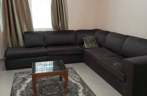 Falaknuma Apartment | 3 BHK Home, Elegant, Big @Prime Loc Hyderabad! 20 mins to the Airport