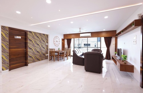 Government Colony Apartment | 3 BHK Service apartment near MMRDA ground bandra