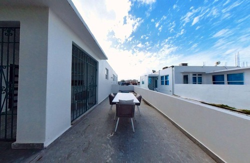 Ocean Park Apartment | 3 Blocks from the beach with backup power 3 bed- 2 bath