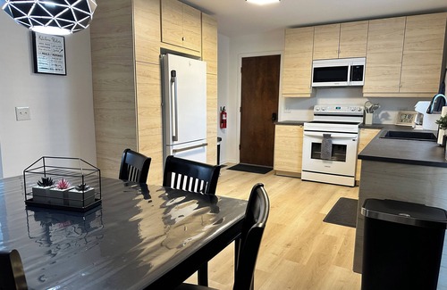 Norwalk House | 3 BR/2 BA house in charming NorwalknKing Master w/Ensuite/Washer & Dryer/DW