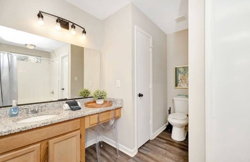 Charlotte House | 3 BR 2 Bath 1 Story Home Near Airport, Carowinds & Lake Wylie