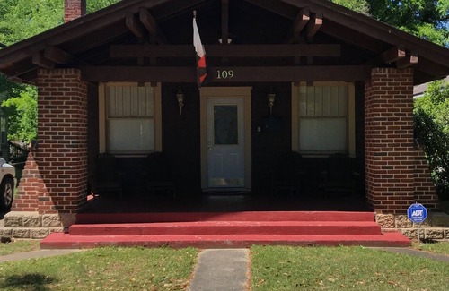 Selma House | 3 BR 2 Bath in Selma Historic District