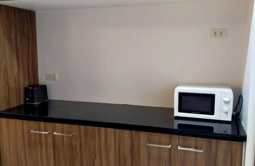 Marikina House | 3 BR, 3.5 BA Townhouse. Fully furnished w/parking