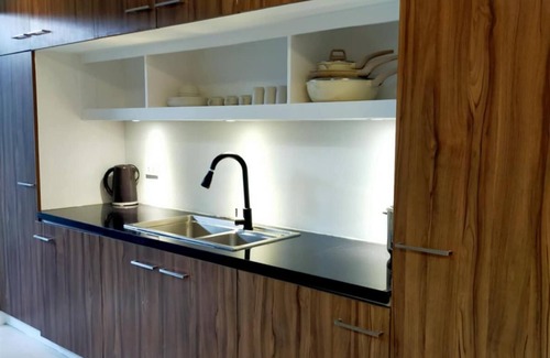 Marikina House | 3 BR, 3.5 BA Townhouse. Fully furnished w/parking