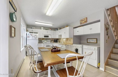 Lanesborough Condo | 3 BR+ 4level WINTER SKI RENTALn LOOKING 4 SEASONAL RENTERn 1 MILE OFF OF JIMINEY